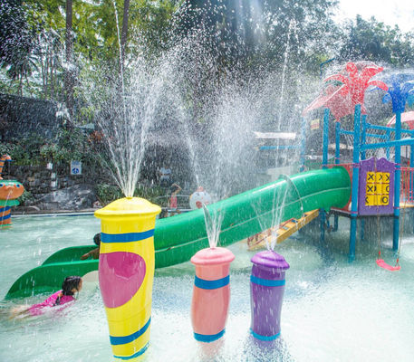 ভালো দাম শিশুদের জন্য ফাইবারগ্লাস ওয়াটার গেমস স্প্রে ওয়াটার পার্ক এবং সুইমিং পুল অনলাইন